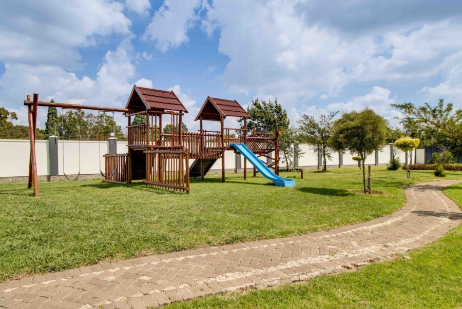 1 Bedroom Property for Sale in Lilianton Gauteng