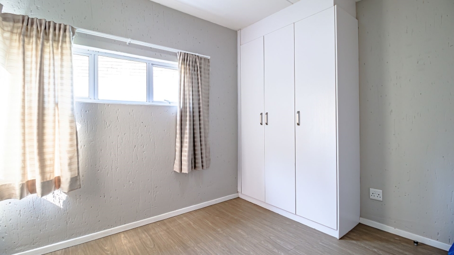 2 Bedroom Property for Sale in Paulshof Gauteng