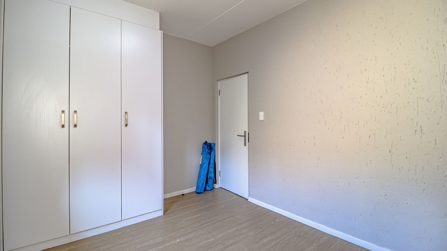 2 Bedroom Property for Sale in Paulshof Gauteng