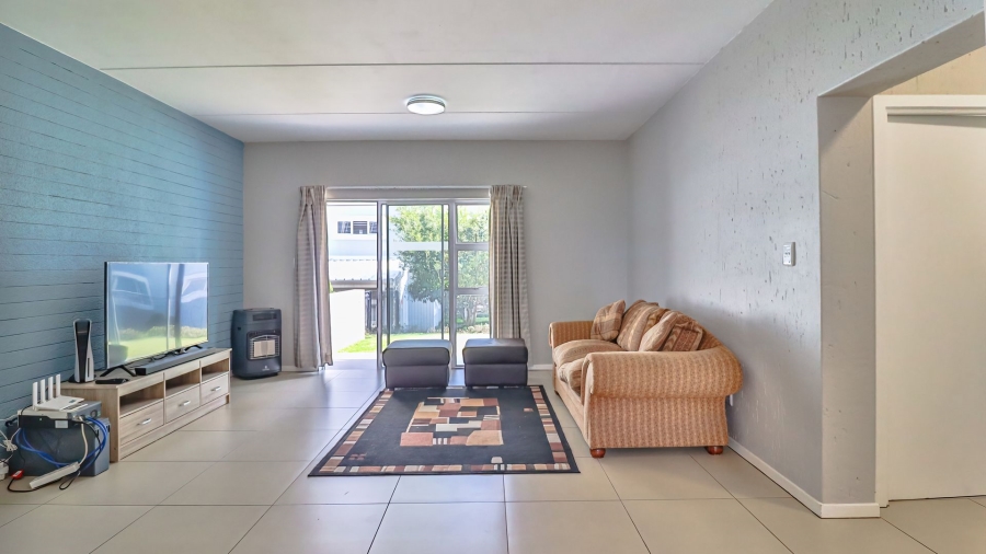 2 Bedroom Property for Sale in Paulshof Gauteng