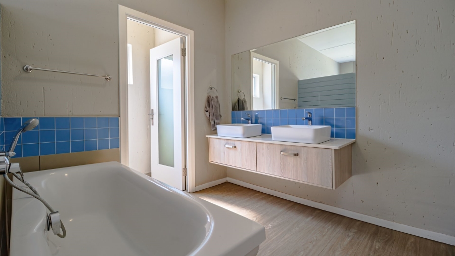 2 Bedroom Property for Sale in Paulshof Gauteng