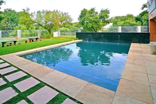 To Let 1 Bedroom Property for Rent in Paulshof Gauteng