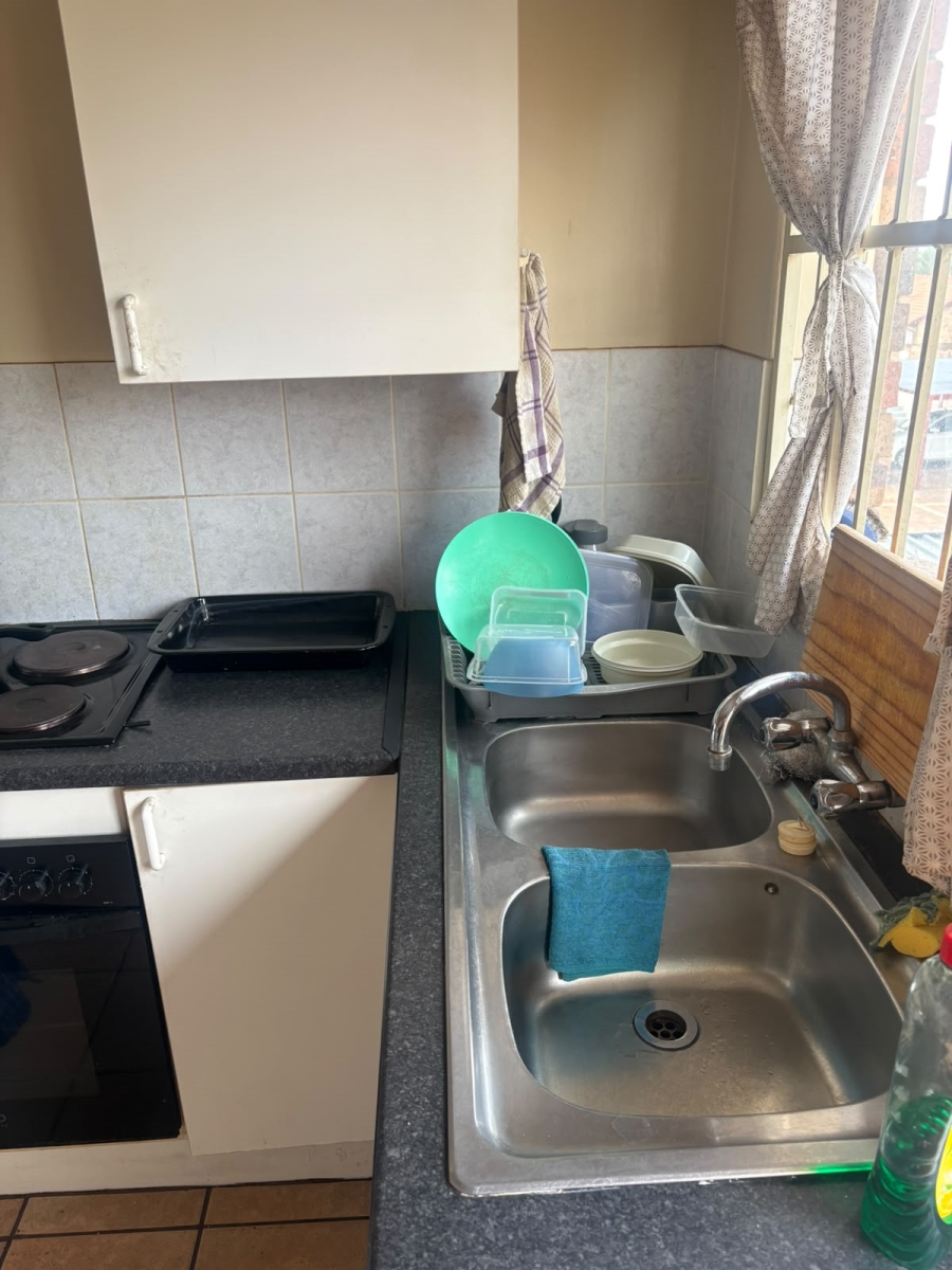 To Let 2 Bedroom Property for Rent in Highveld Gauteng