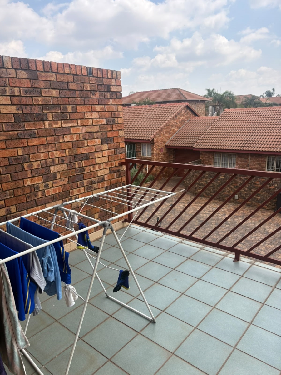 To Let 2 Bedroom Property for Rent in Highveld Gauteng