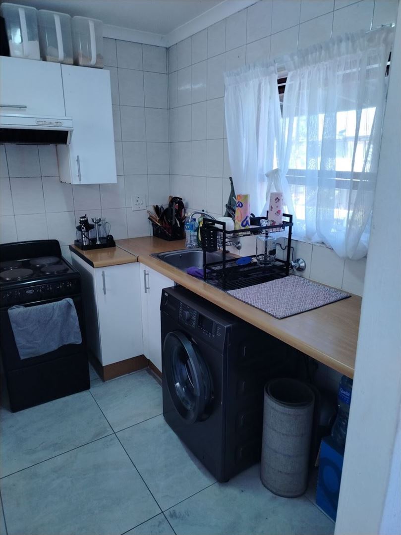 2 Bedroom Property for Sale in Lakefield Gauteng