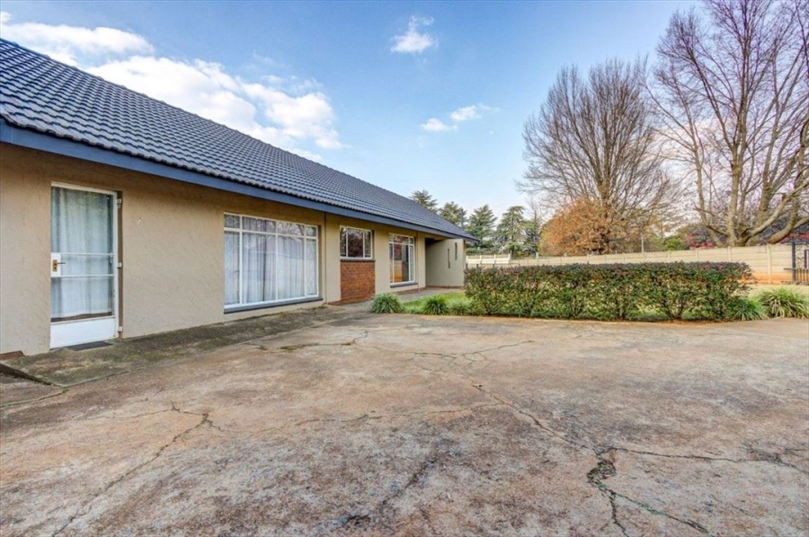 3 Bedroom Property for Sale in Van Riebeeck Park Gauteng
