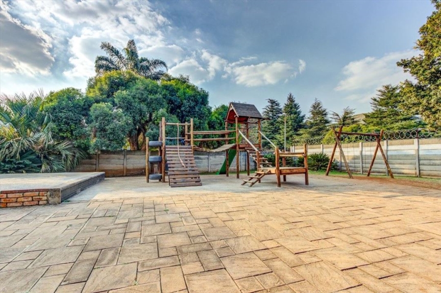 3 Bedroom Property for Sale in Van Riebeeck Park Gauteng
