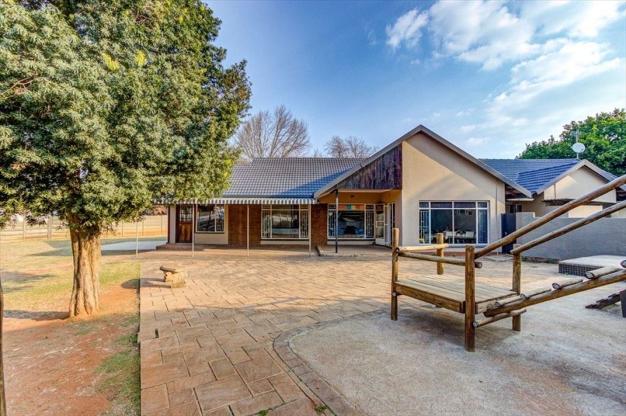 3 Bedroom Property for Sale in Van Riebeeck Park Gauteng