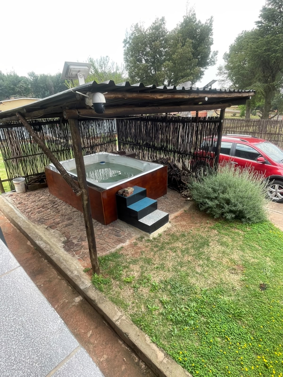 4 Bedroom Property for Sale in Hillshaven Gauteng