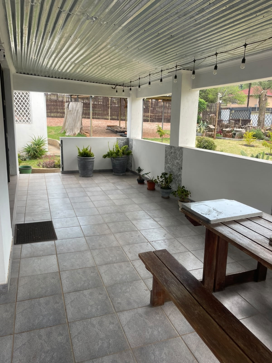 4 Bedroom Property for Sale in Hillshaven Gauteng