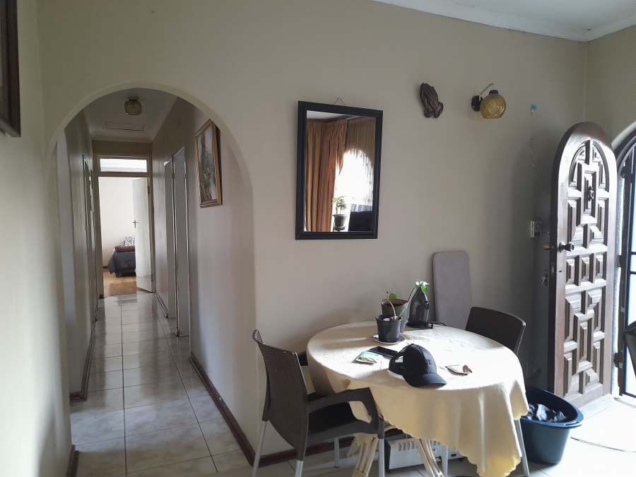 4 Bedroom Property for Sale in Ridgeway Gauteng
