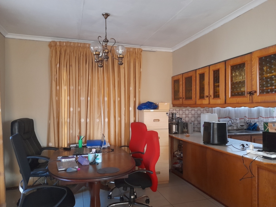 4 Bedroom Property for Sale in Ridgeway Gauteng