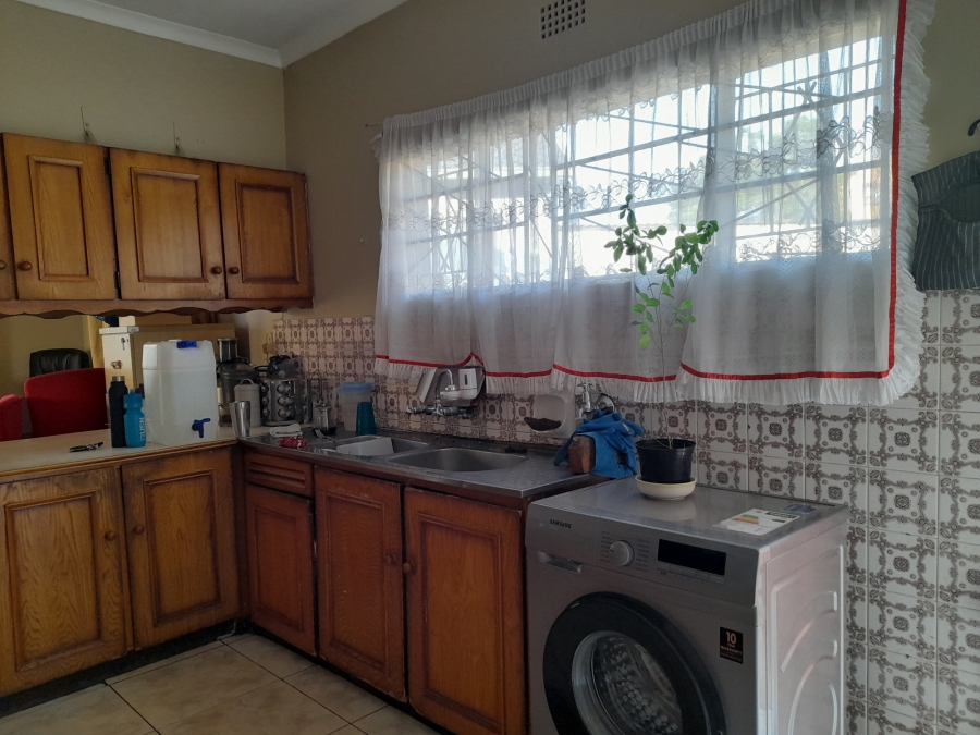 4 Bedroom Property for Sale in Ridgeway Gauteng