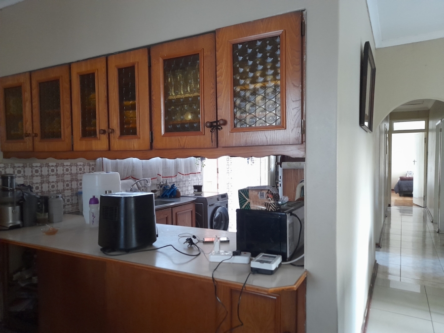 4 Bedroom Property for Sale in Ridgeway Gauteng