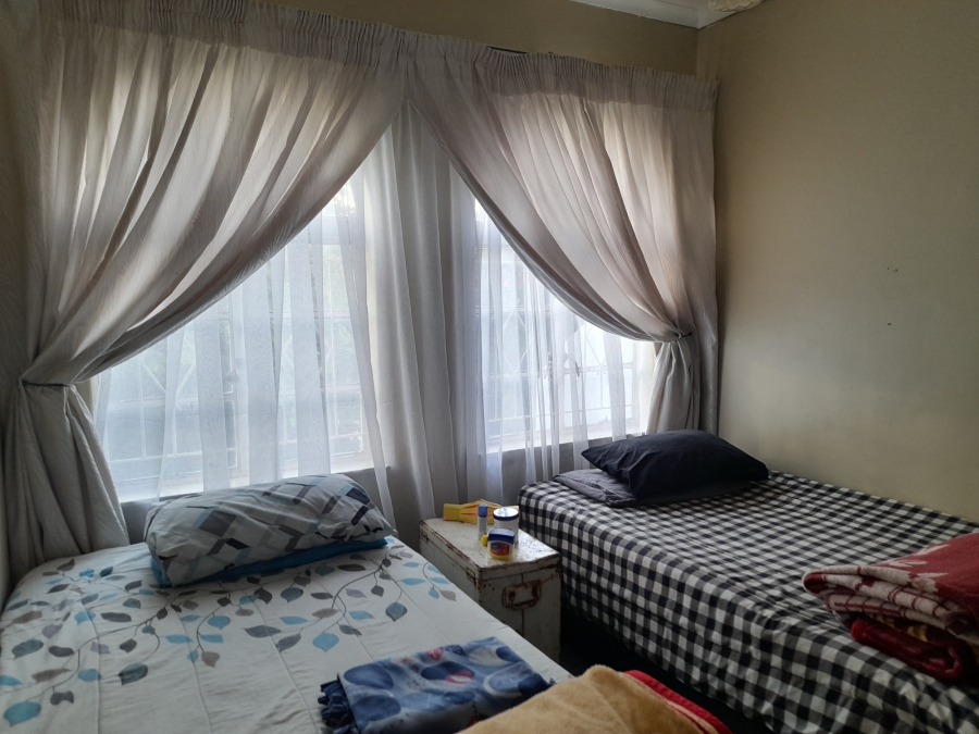 4 Bedroom Property for Sale in Ridgeway Gauteng