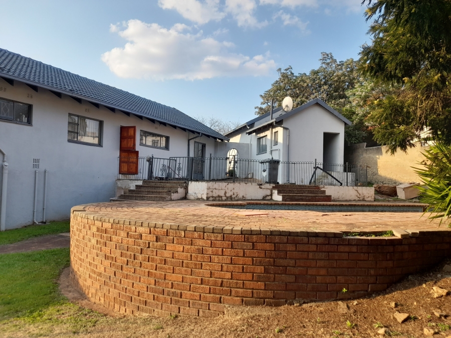4 Bedroom Property for Sale in Ridgeway Gauteng