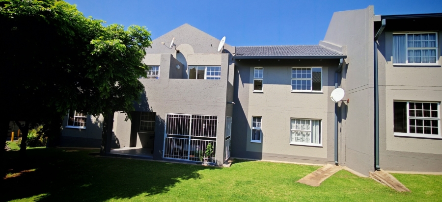 To Let 2 Bedroom Property for Rent in Meyersdal Gauteng