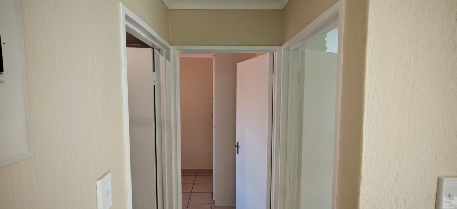 To Let 2 Bedroom Property for Rent in Meyersdal Gauteng