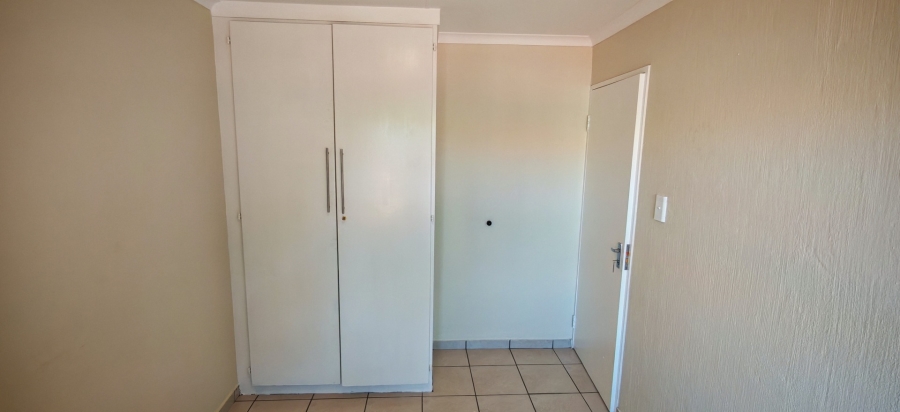 To Let 2 Bedroom Property for Rent in Meyersdal Gauteng