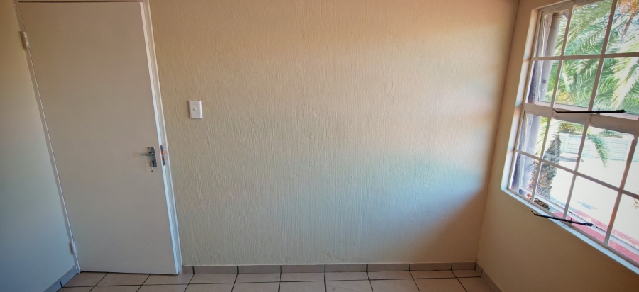 To Let 2 Bedroom Property for Rent in Meyersdal Gauteng