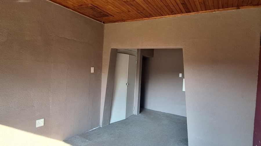 To Let 3 Bedroom Property for Rent in Gladwood Gauteng