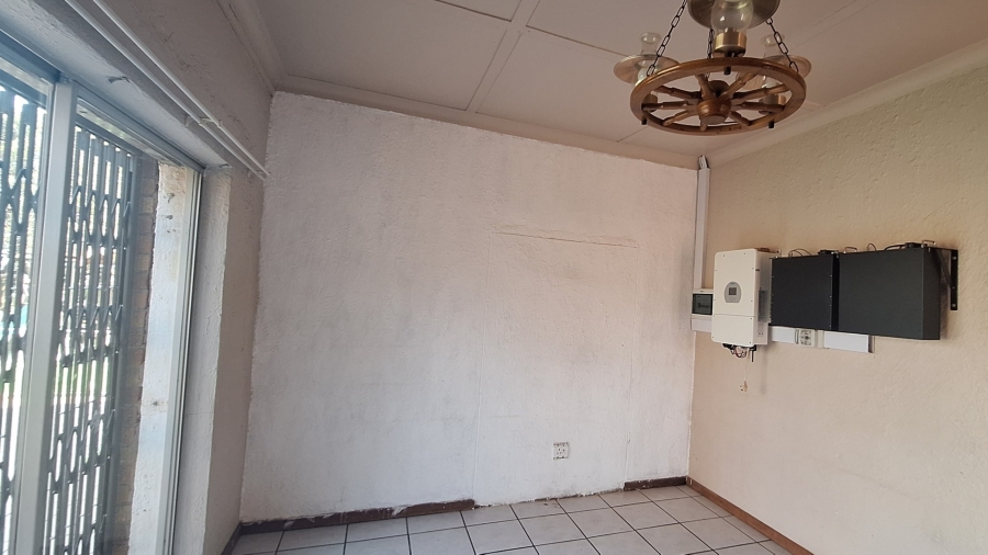 To Let 3 Bedroom Property for Rent in Gladwood Gauteng