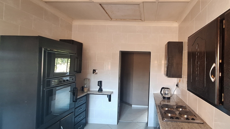 To Let 3 Bedroom Property for Rent in Gladwood Gauteng