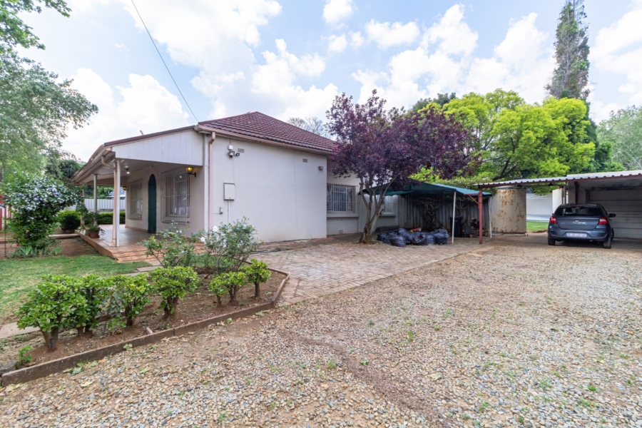 6 Bedroom Property for Sale in Benoni Central Gauteng