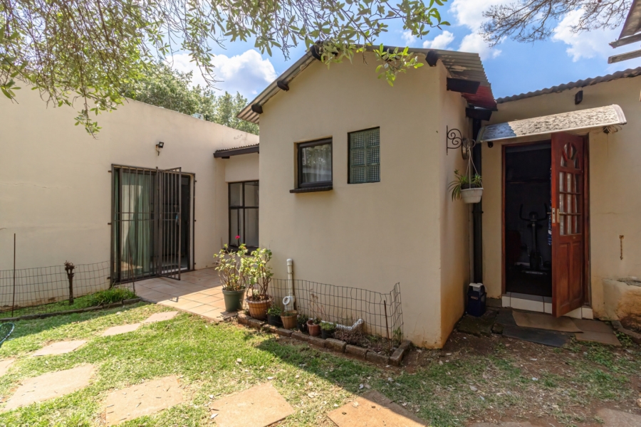 6 Bedroom Property for Sale in Benoni Central Gauteng