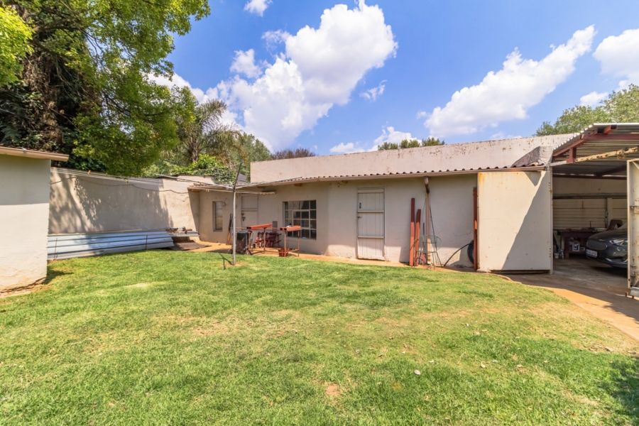 6 Bedroom Property for Sale in Benoni Central Gauteng