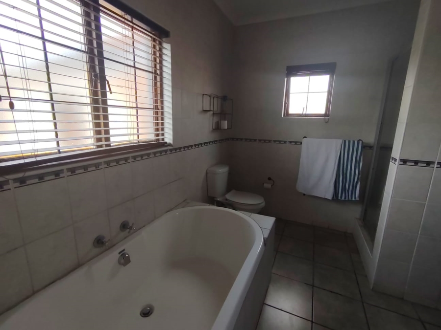 3 Bedroom Property for Sale in Equestria Gauteng