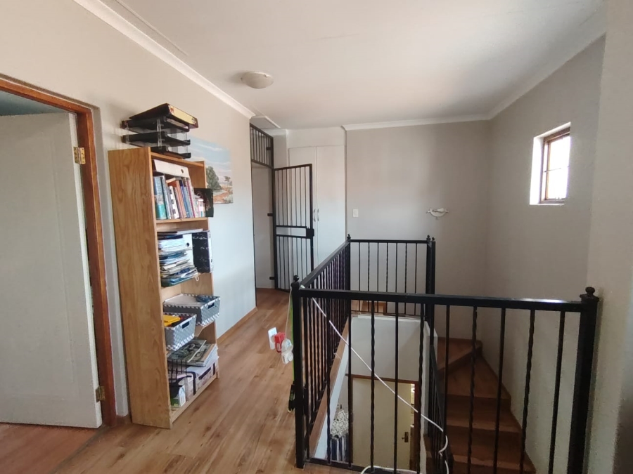 3 Bedroom Property for Sale in Equestria Gauteng