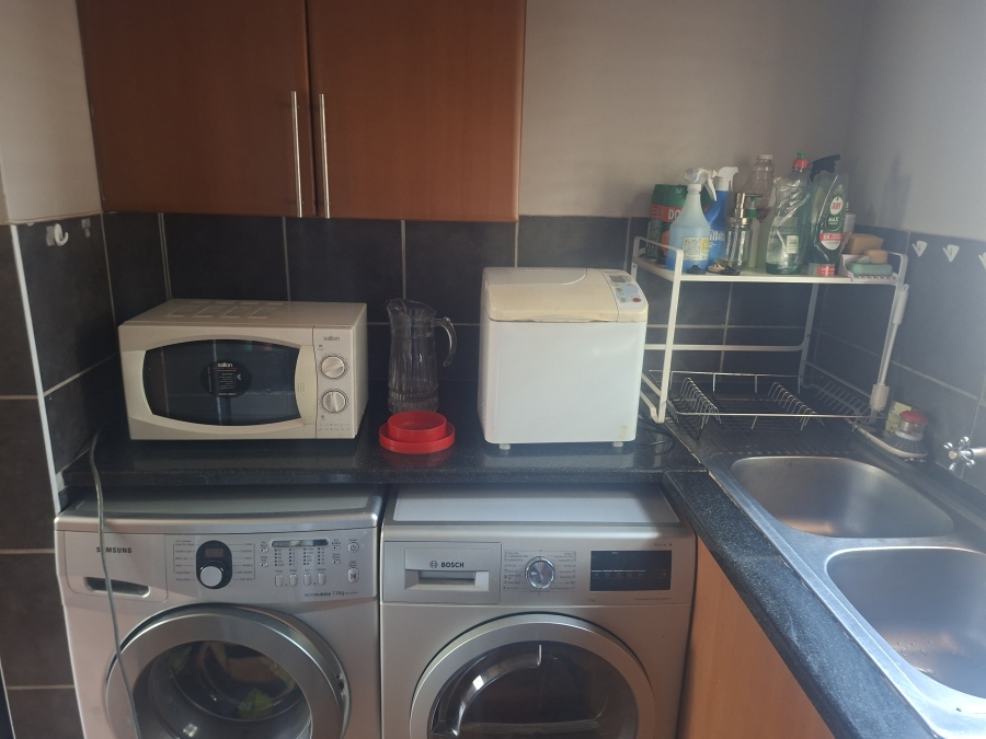 3 Bedroom Property for Sale in Equestria Gauteng