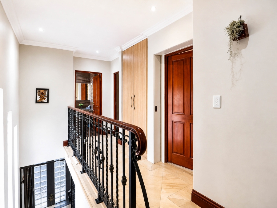 11 Bedroom Property for Sale in Chartwell Gauteng
