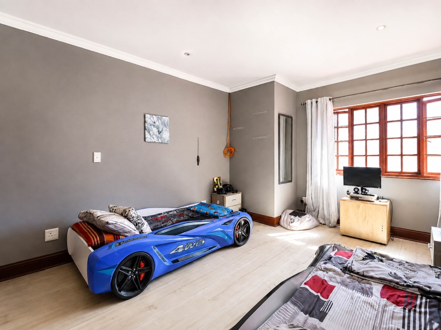 11 Bedroom Property for Sale in Chartwell Gauteng