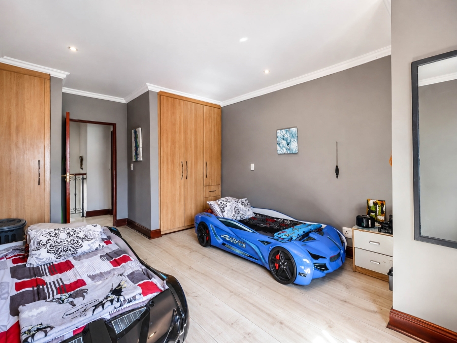 11 Bedroom Property for Sale in Chartwell Gauteng