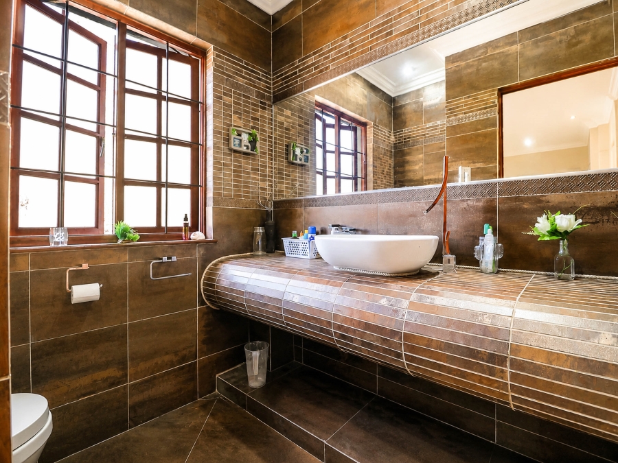 11 Bedroom Property for Sale in Chartwell Gauteng