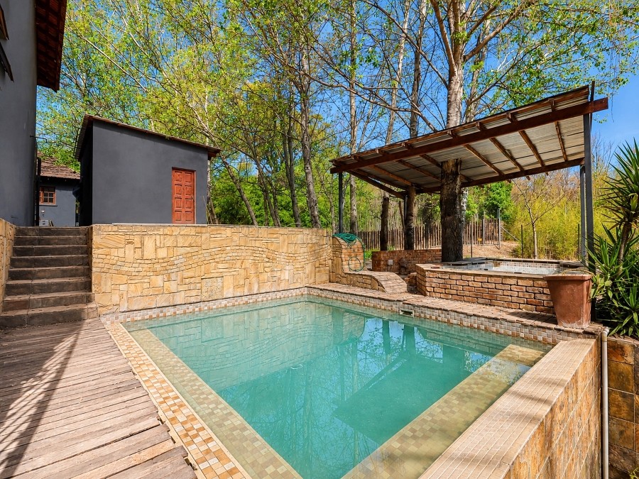 11 Bedroom Property for Sale in Chartwell Gauteng