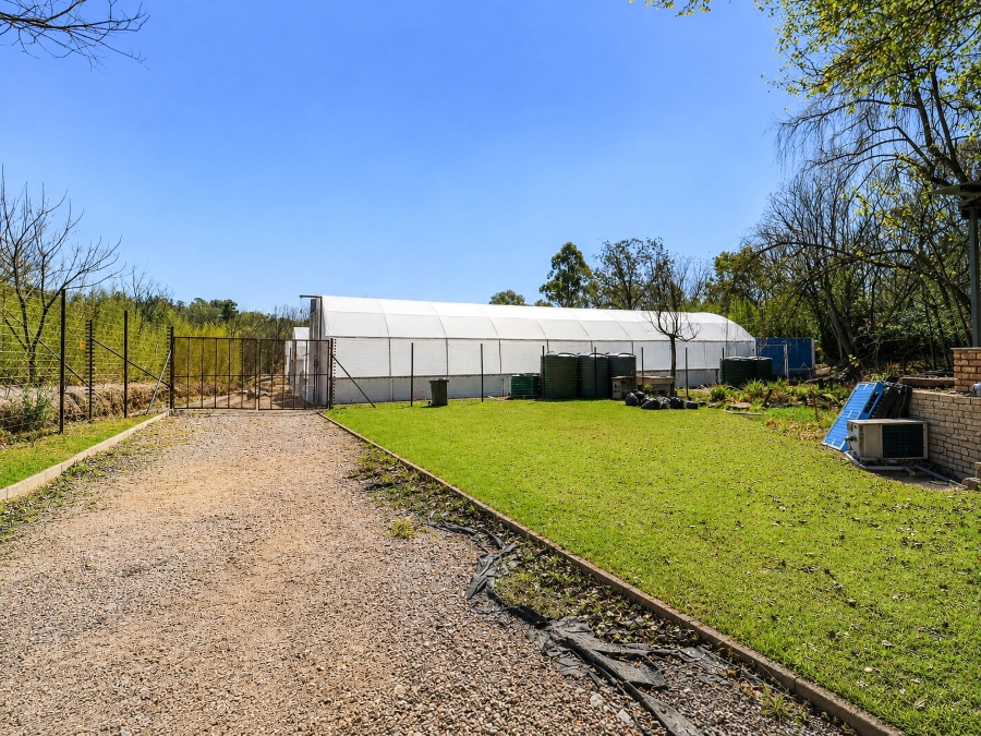 11 Bedroom Property for Sale in Chartwell Gauteng