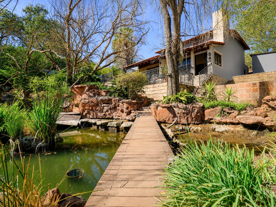 11 Bedroom Property for Sale in Chartwell Gauteng