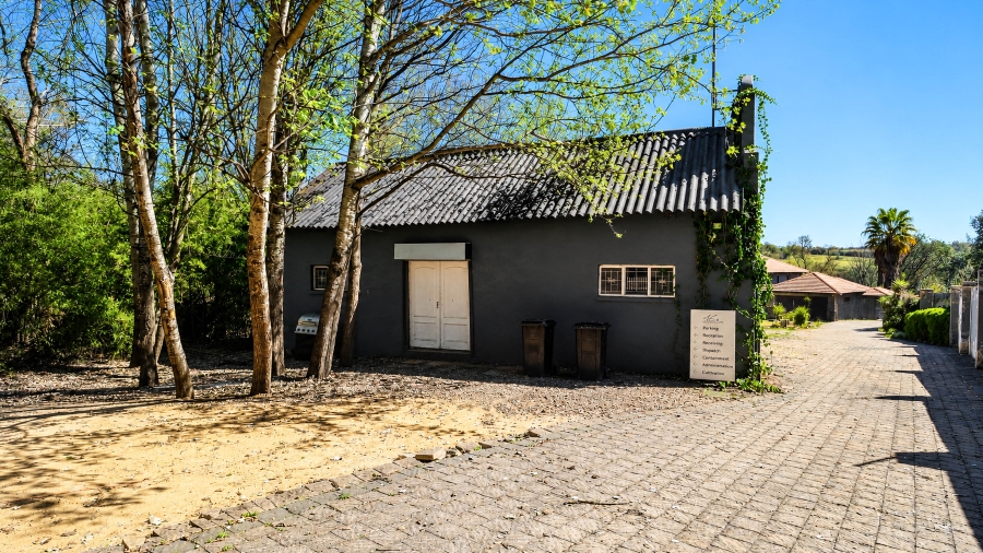 11 Bedroom Property for Sale in Chartwell Gauteng