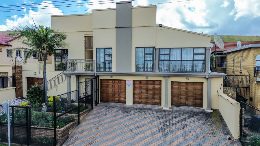 5 Bedroom Property for Sale in Laudium Gauteng