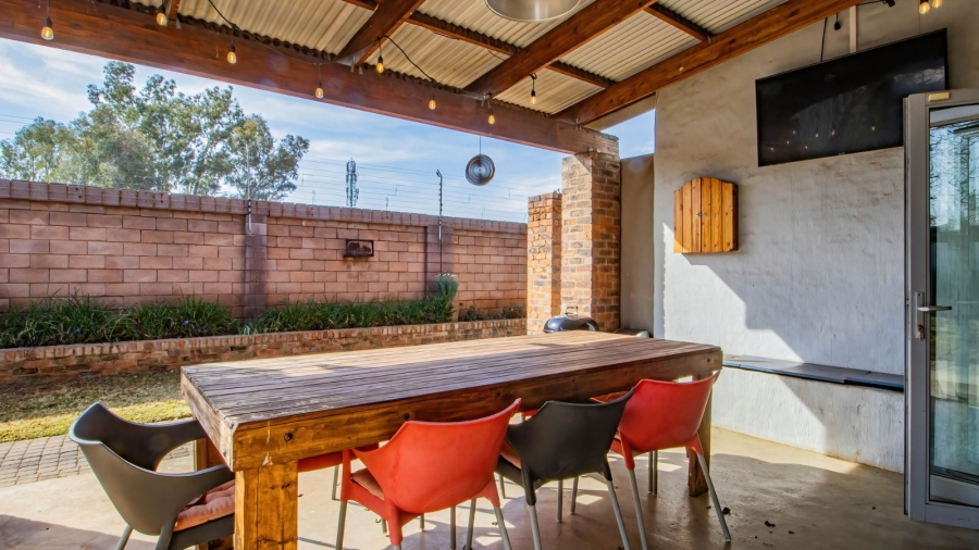 To Let 3 Bedroom Property for Rent in Eldo Lakes Estate Gauteng