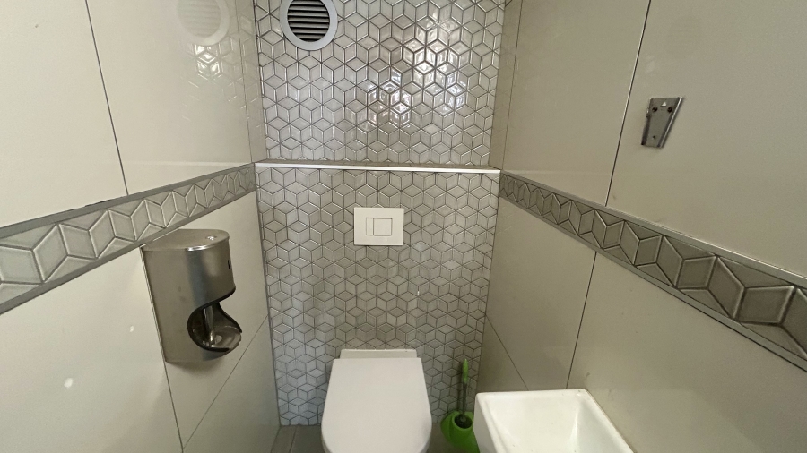 To Let Commercial Property for Rent in Arcadia Gauteng