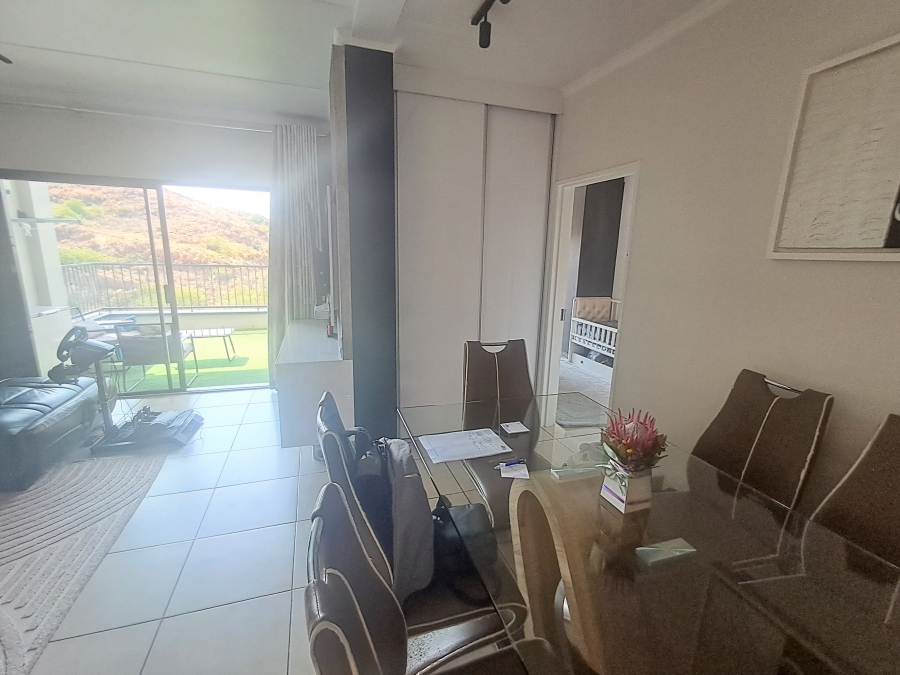 2 Bedroom Property for Sale in Oakdene Gauteng