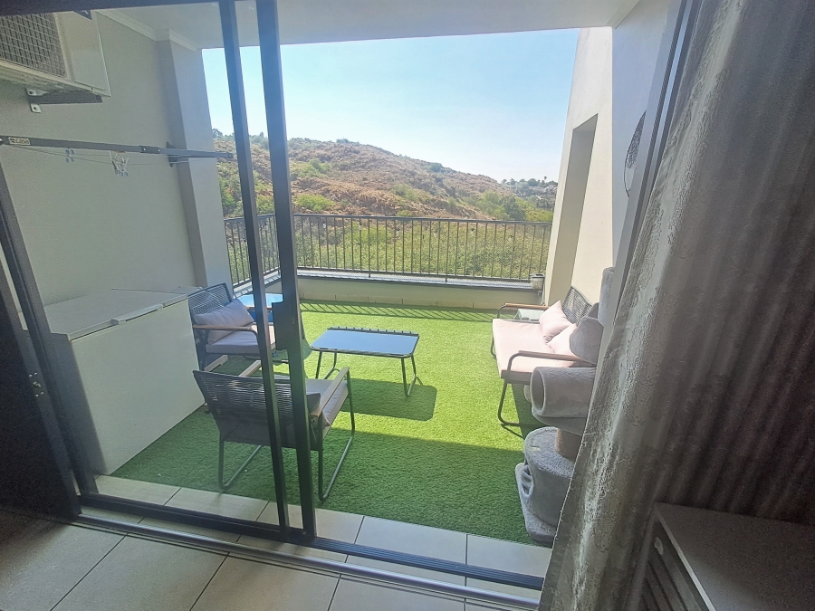 2 Bedroom Property for Sale in Oakdene Gauteng