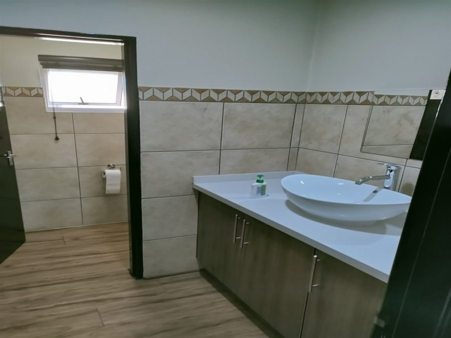 To Let Commercial Property for Rent in North Riding Gauteng
