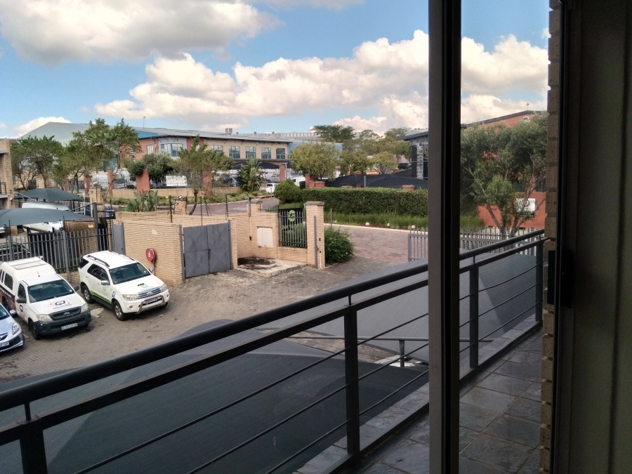 To Let Commercial Property for Rent in North Riding Gauteng