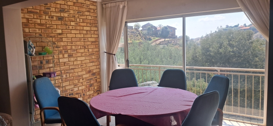 To Let 3 Bedroom Property for Rent in Rangeview Gauteng