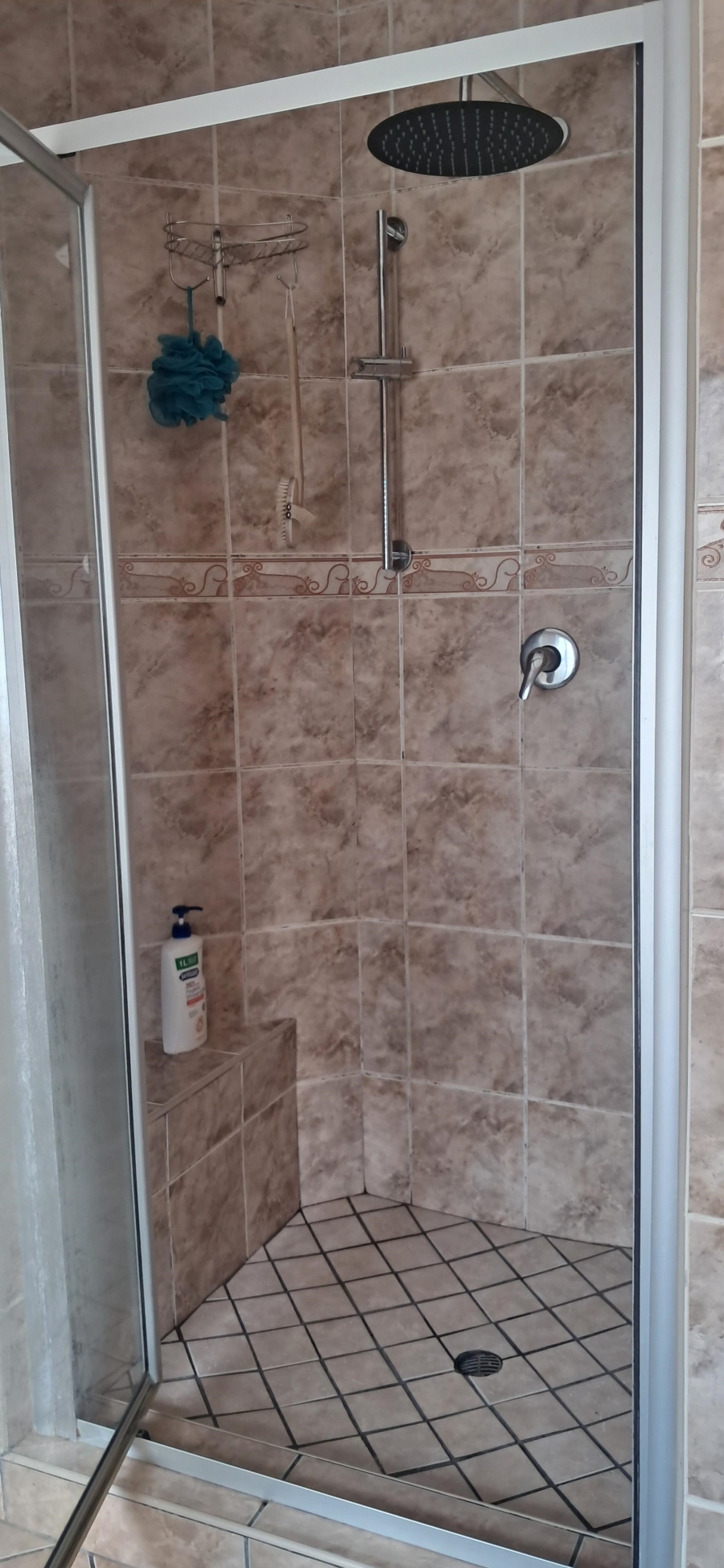 To Let 3 Bedroom Property for Rent in Rangeview Gauteng